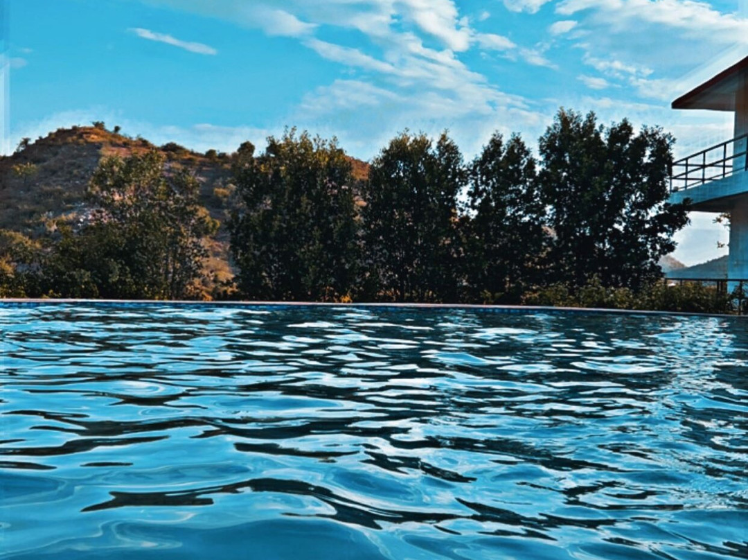 The High Garden Resort主图