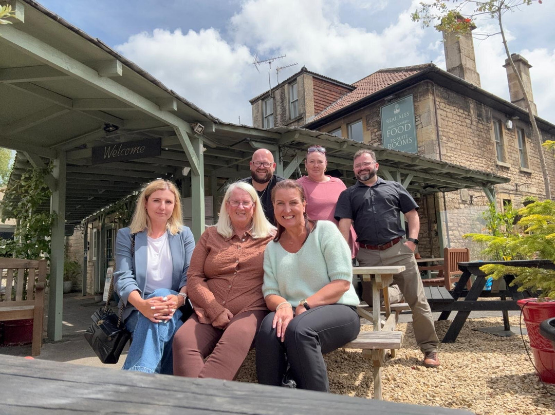 The Rose & Crown & Guesthouse主图