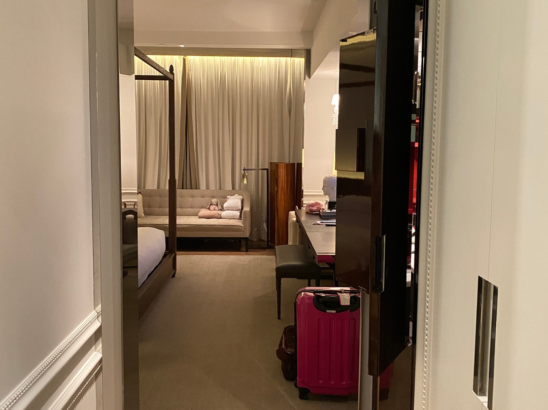 纽约巴卡拉酒店及公寓主图