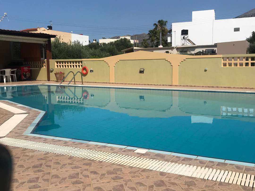 Stelios Apartments主图