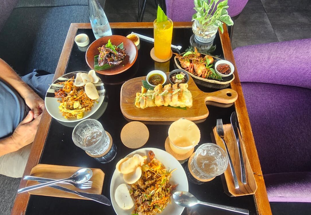 Lynked Restaurant Ubud