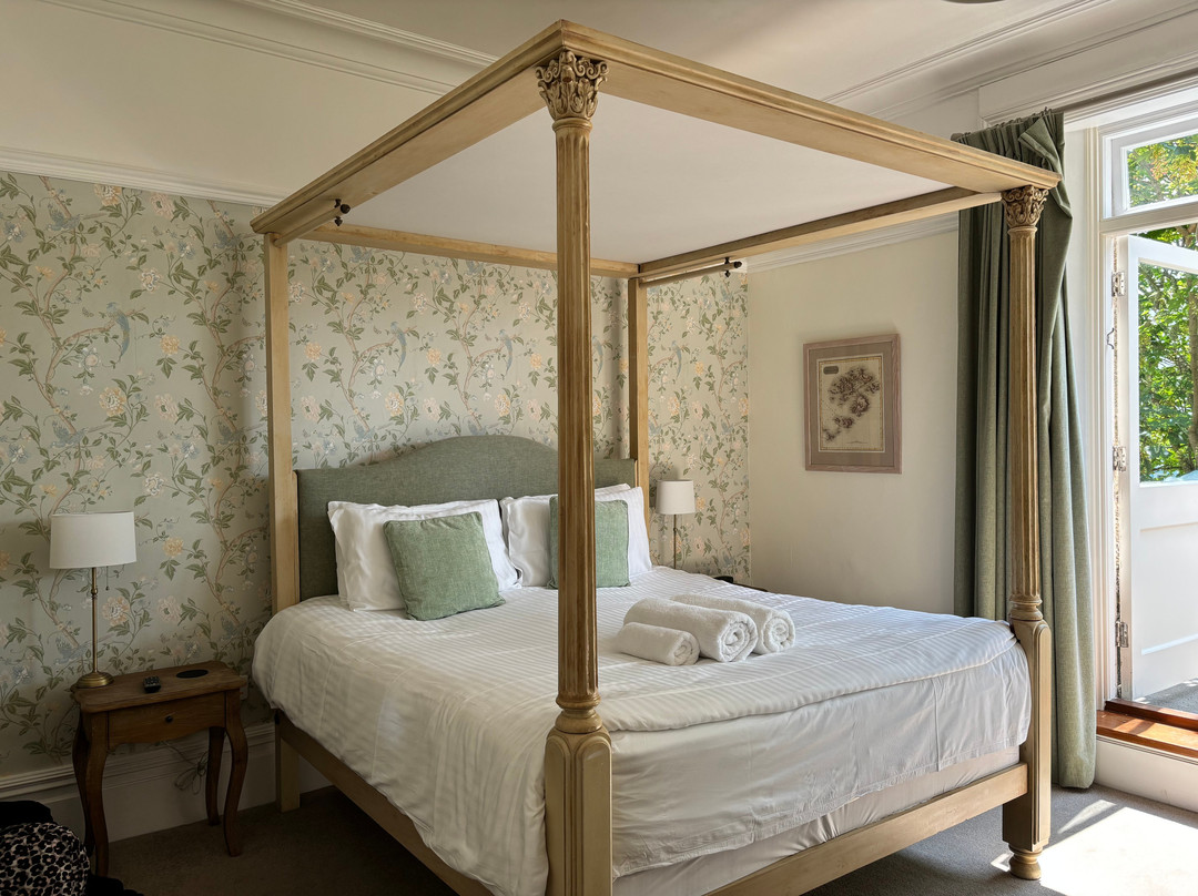 St. Mary's Hall Hotel主图