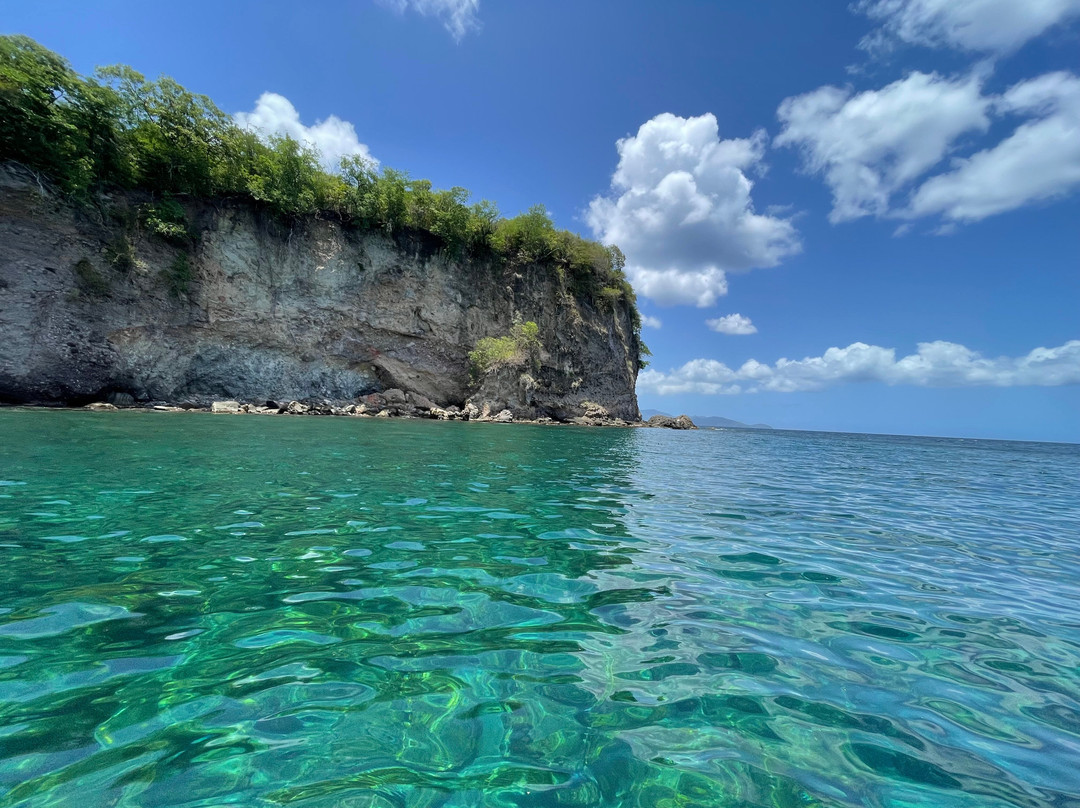 Madawave-Schoelcher必去景点