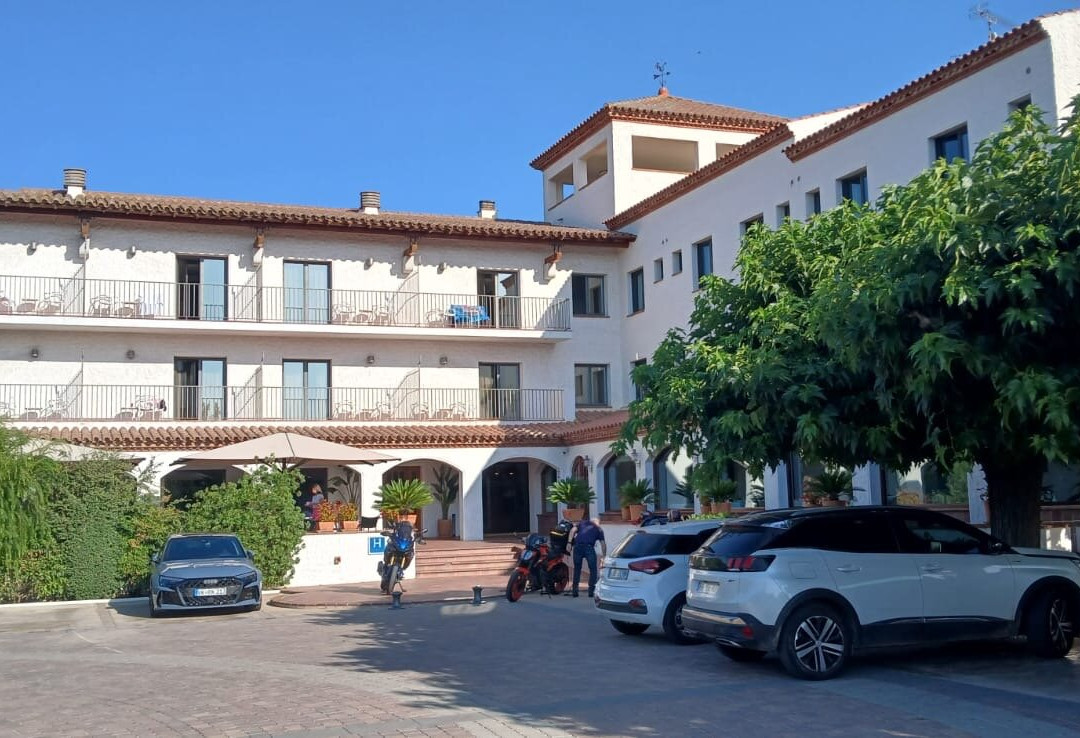 Hotel Restaurant Bon Retorn主图