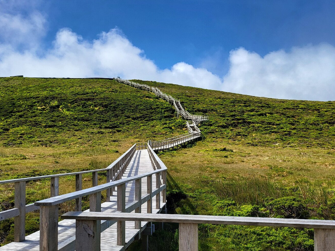 Miradouro da Serra de Santa Bárbara-亚速尔群岛英雄港中心区必去景点