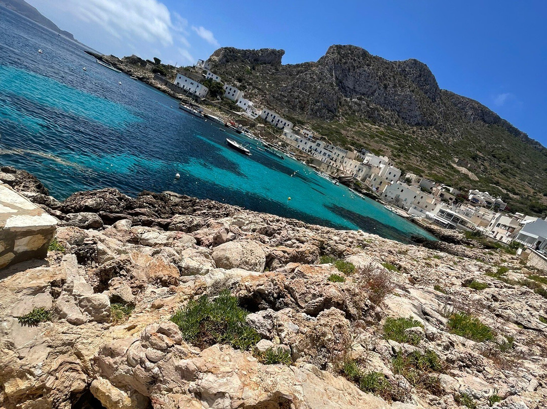 Spiaggia Di Cala Dogana-Levanzo必去景点