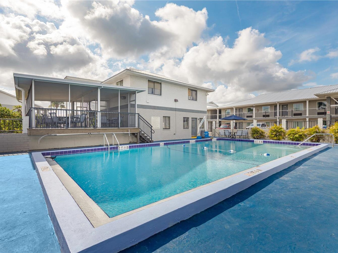 Christmas酒店住宿-贝斯特韦斯特航天飞机酒店