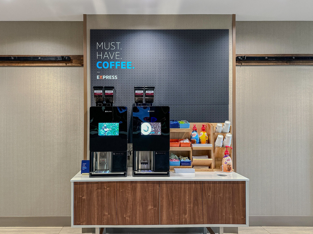 韦纳奇快捷假日酒店主图