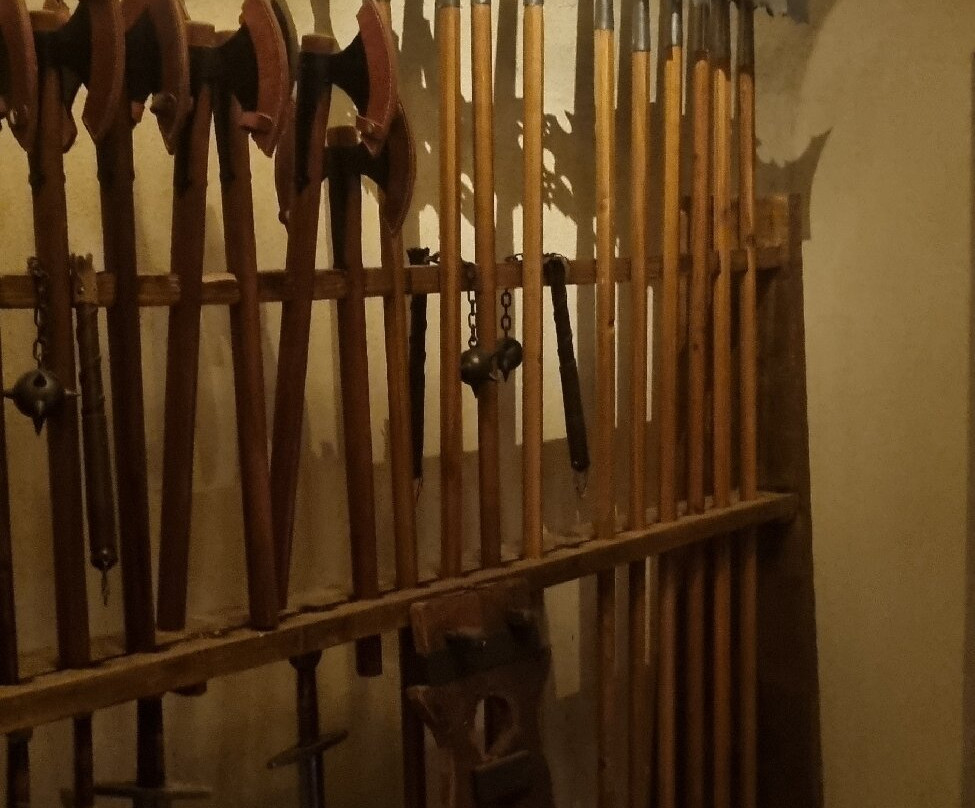 Forteresse de Saint-Vidal-Saint-Vidal必去景点