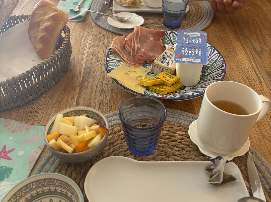 Chambres d'Hotes Les Pins主图