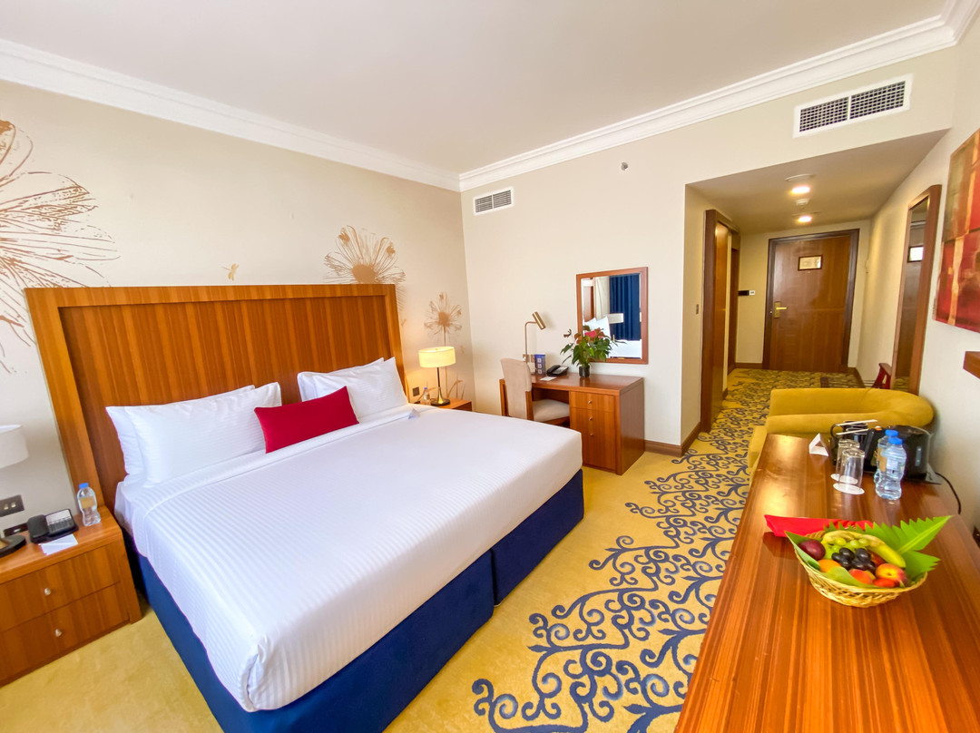 哈姆拉城市季节酒店主图