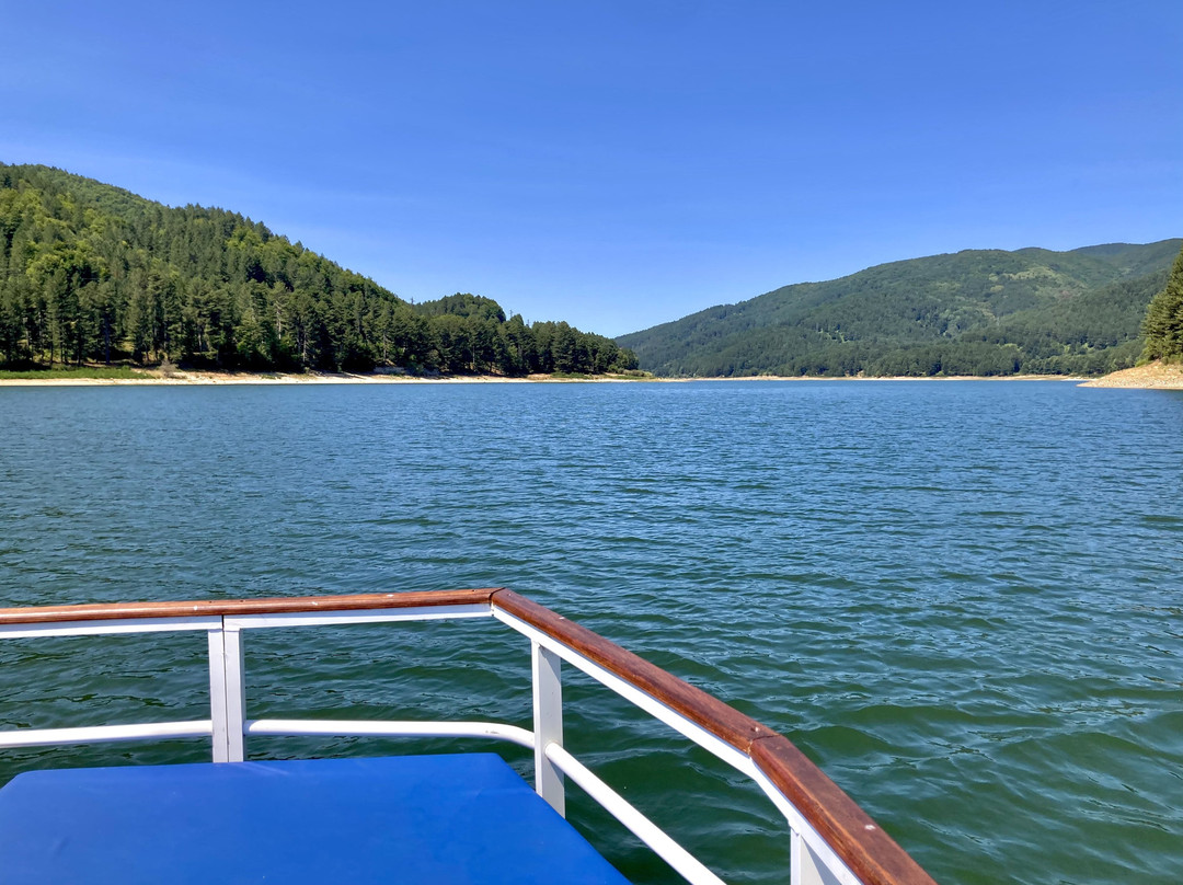 Lago Ampollino-Cotronei必去景点