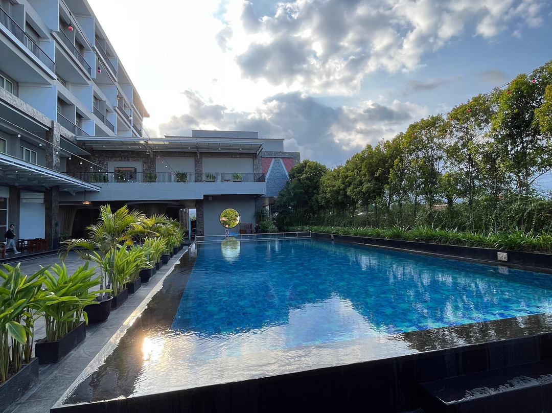 Hotel Santika Banyuwangi主图