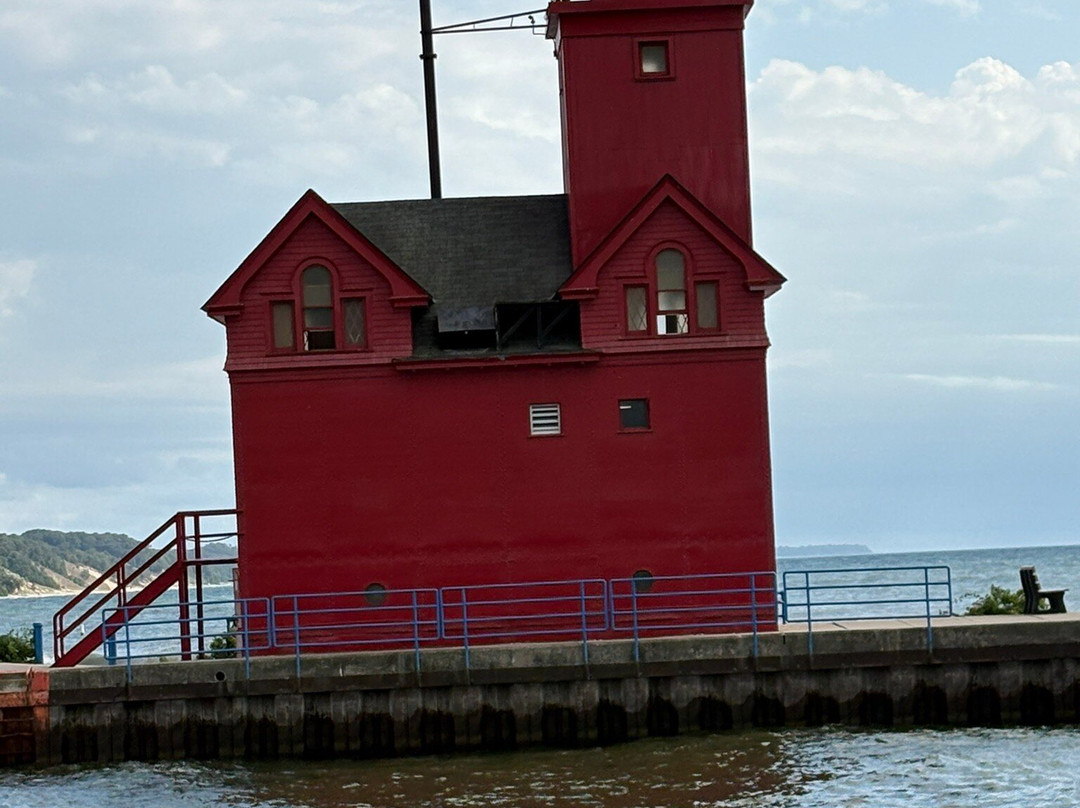 Big Red Lighthouse-荷兰村必去景点