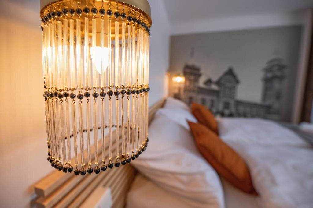 Hotel a restaurace Petřín主图