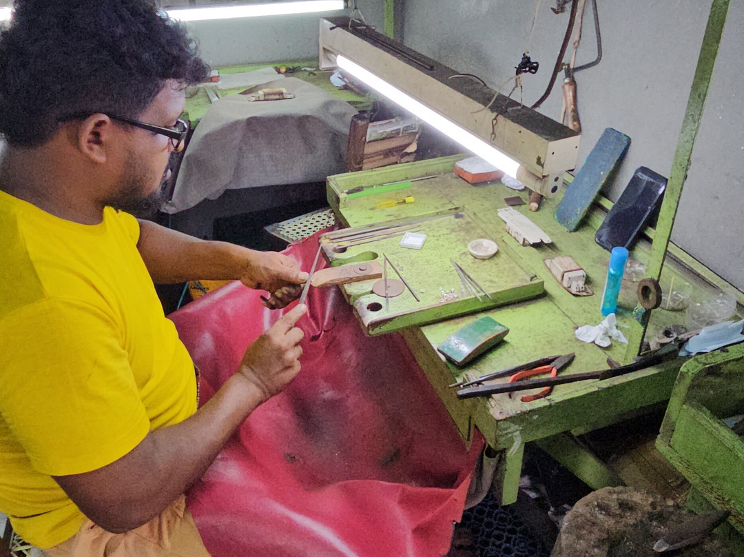 Moonstone Mines and Gem Palace-Ambalangoda必去景点