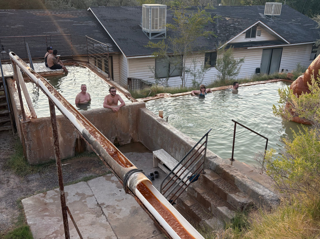 Mystic hot Springs-Monroe必去景点