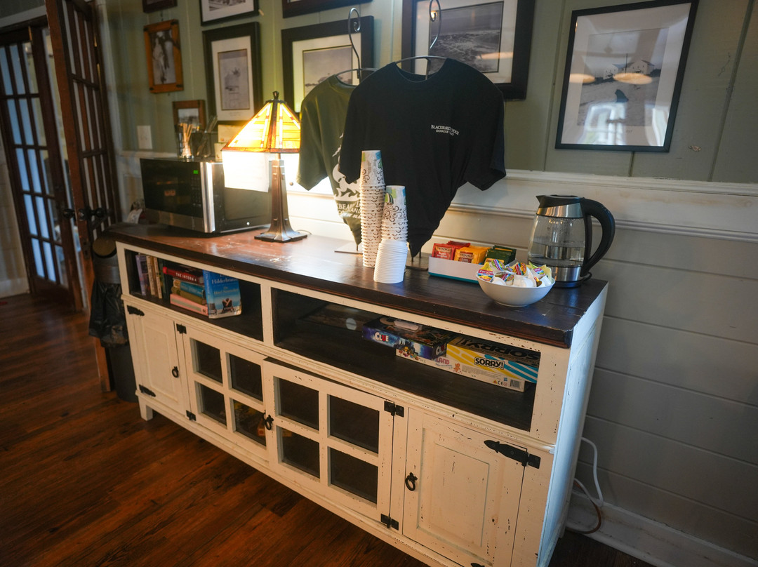 Blackbeard's Lodge主图