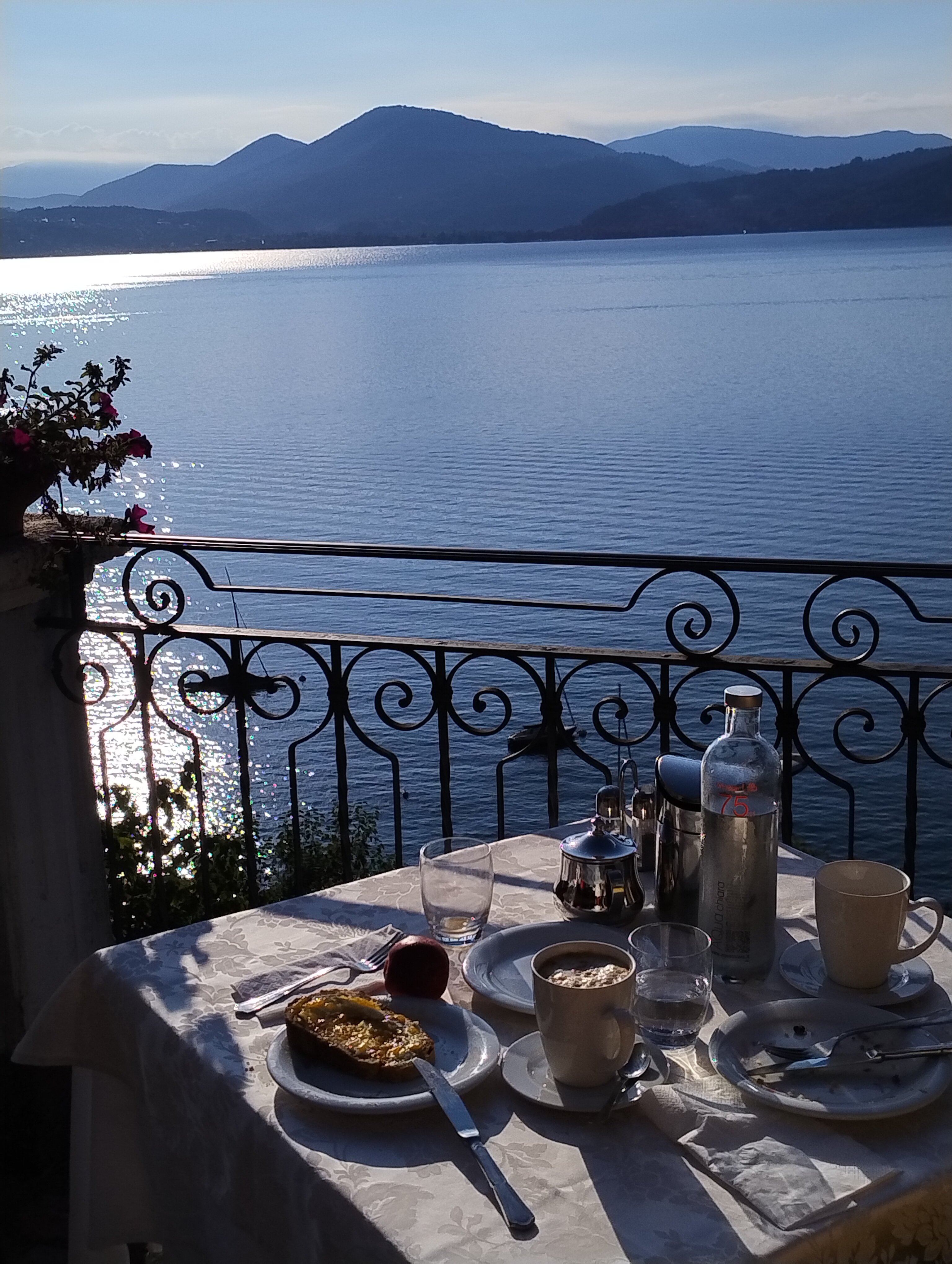 拉伦迪内拉酒店-官方