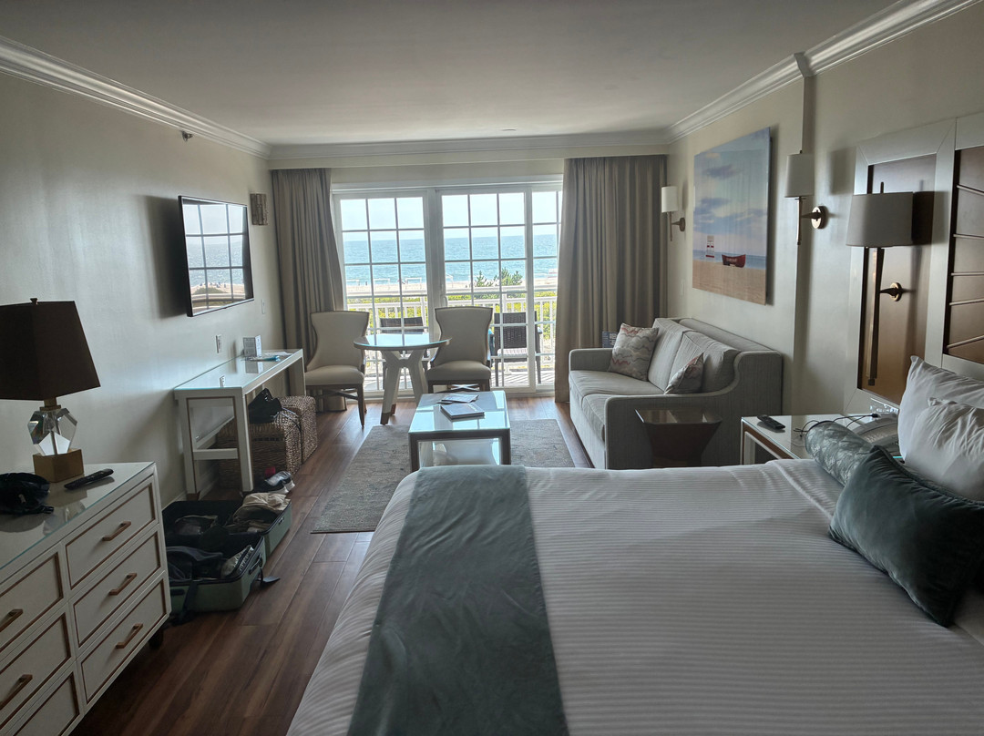 La Mer Beachfront Resort主图