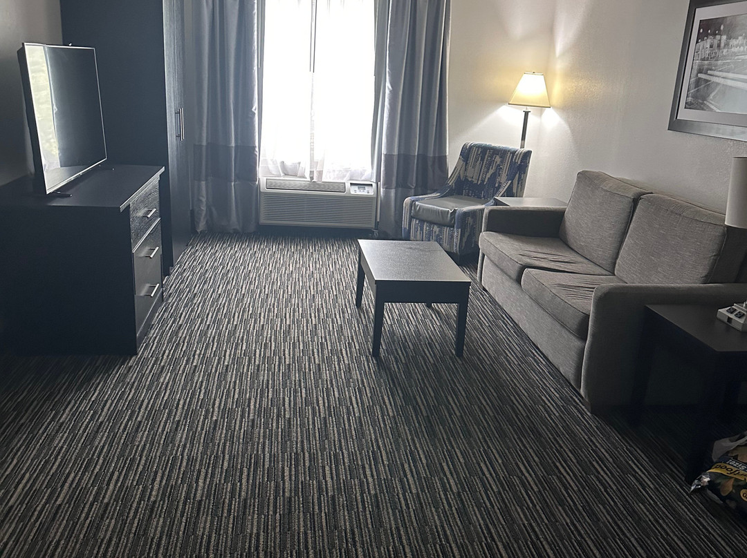 大学凯富酒店主图