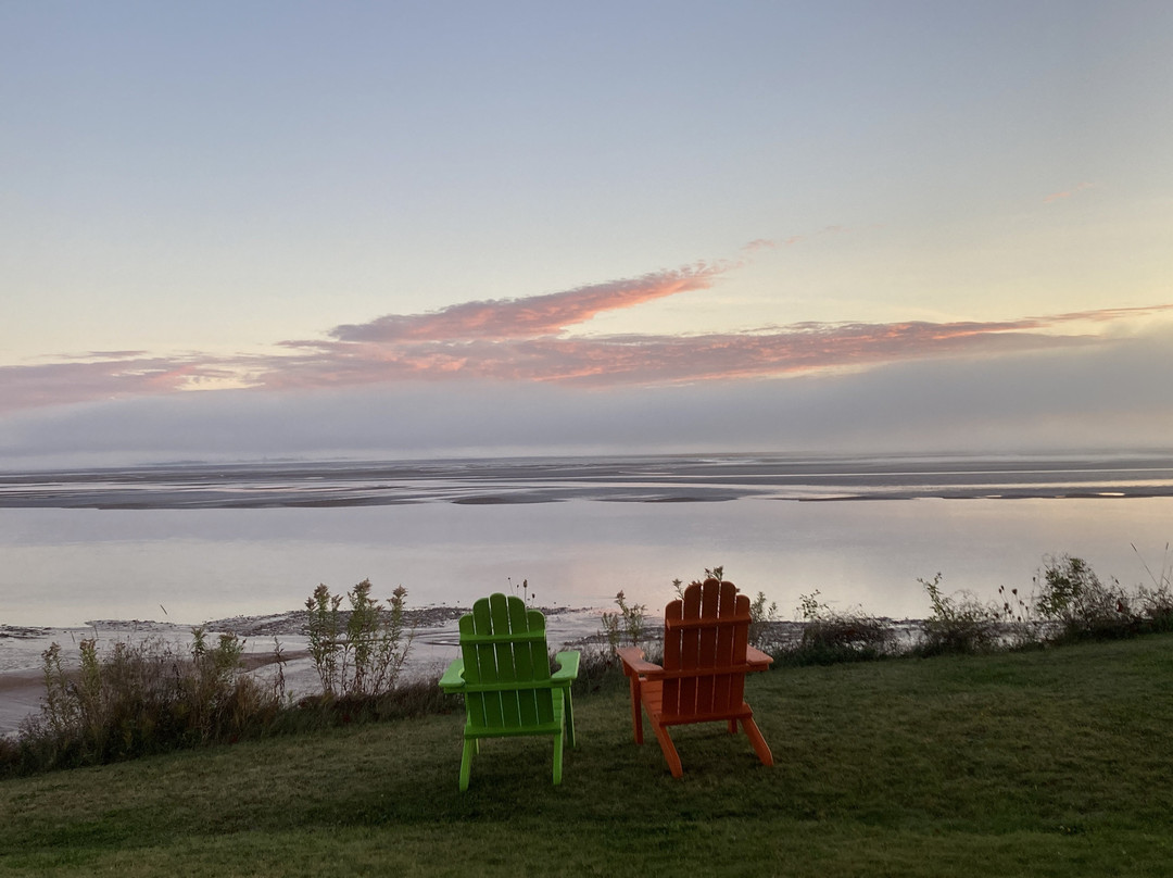 Cresthaven By The Sea , A Waterfront B&B主图