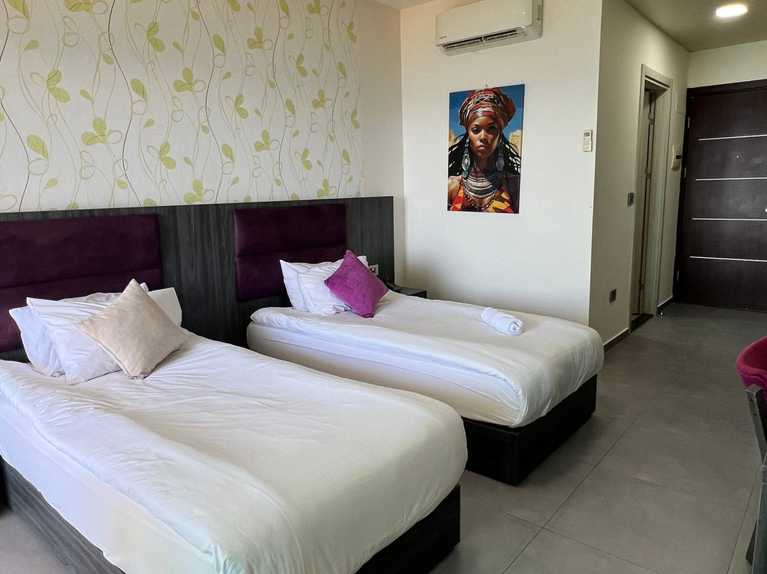 Le Six Hotel And Resort主图