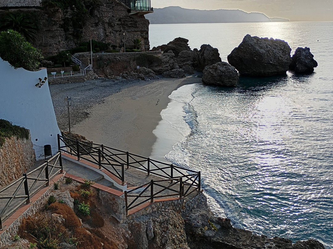 Playa El Salon-内尔哈必去景点