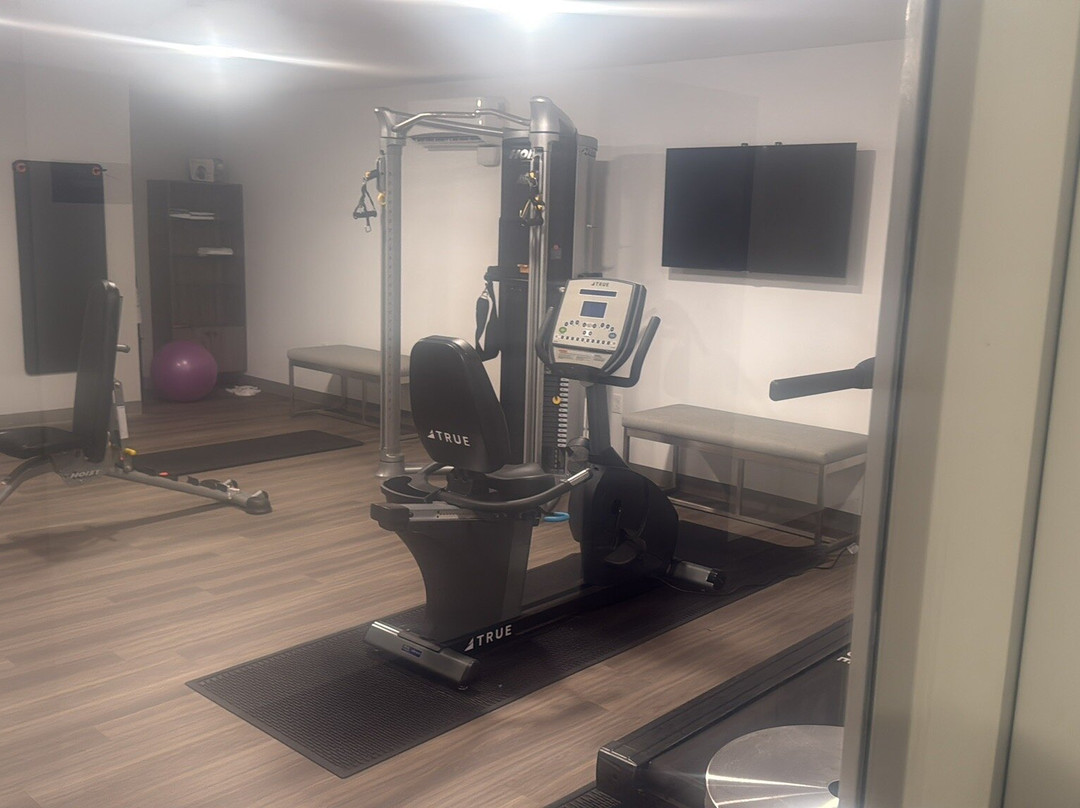 Leavenworth Local Hotel主图