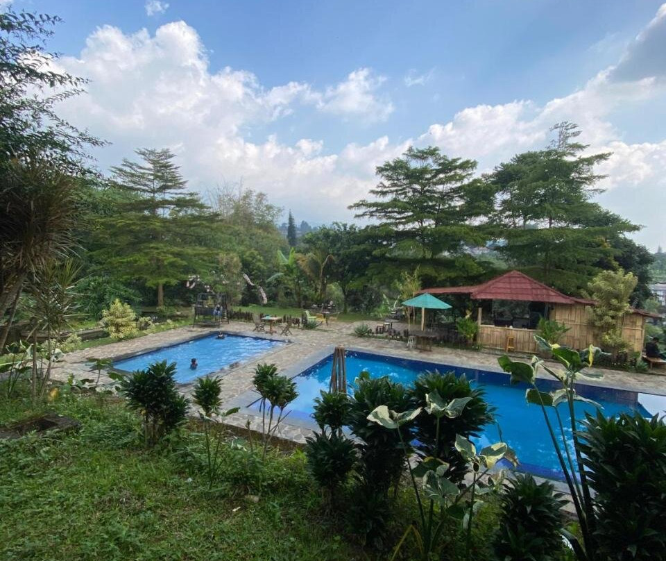 Ken Hotel By Tripletree