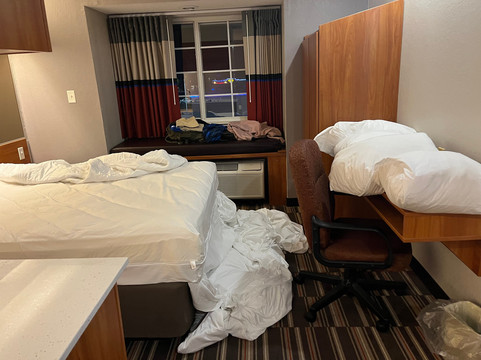 斯普林菲尔德温德姆麦客达套房酒店主图