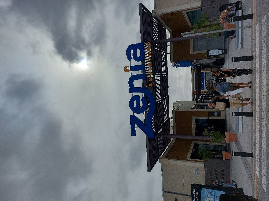 Zenia Boulevard-奥里韦拉必去景点