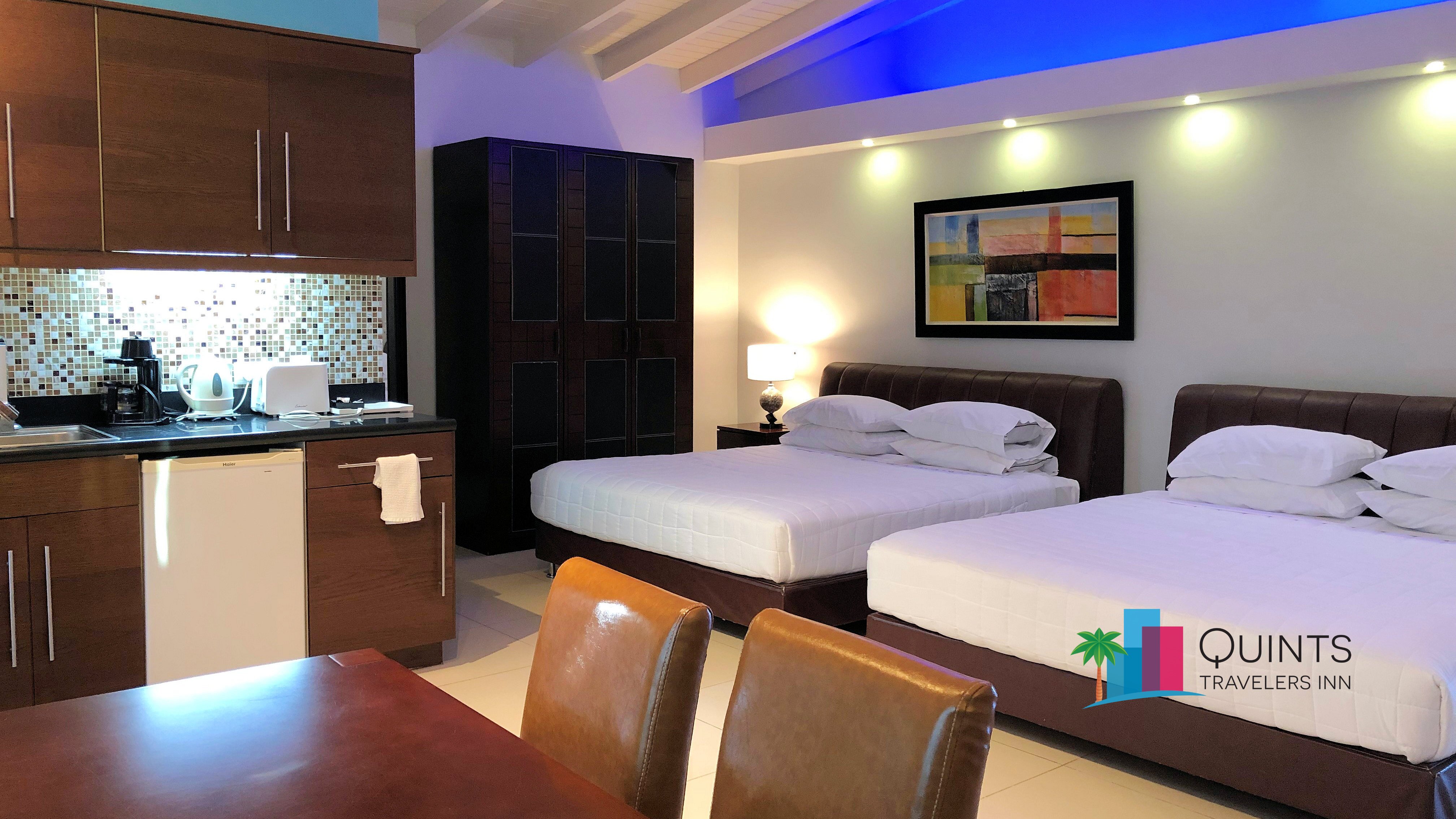 Quint's Travelers Inn-客卧