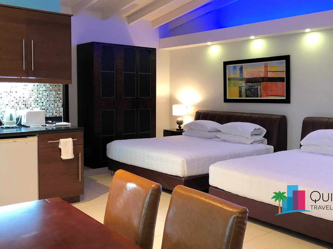 Quint's Travelers Inn主图