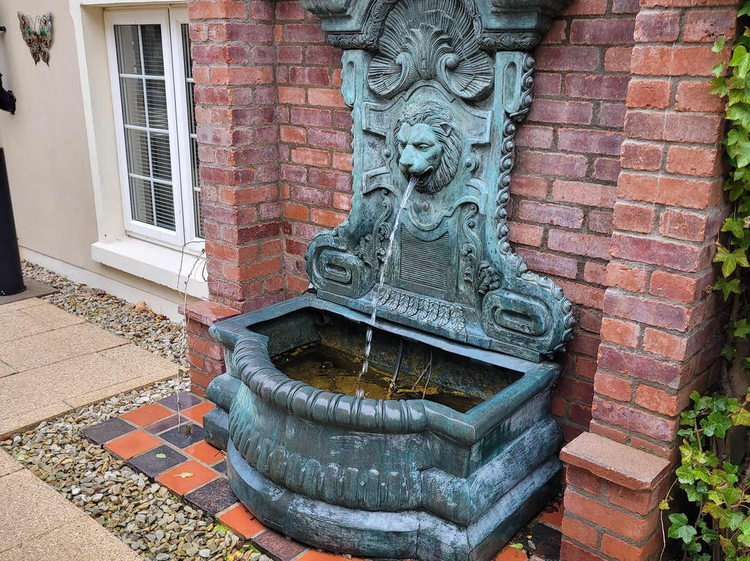 Riverside Lodge B & B主图