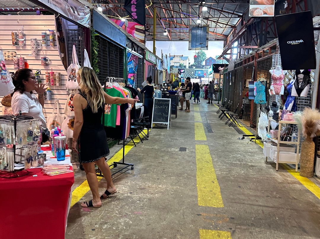 Yellow Green Farmers Market-好莱坞必去景点