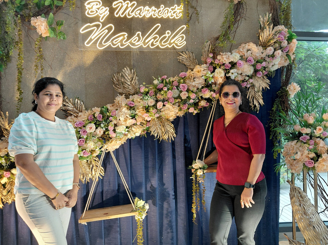 Courtyard By Marriott Nashik主图