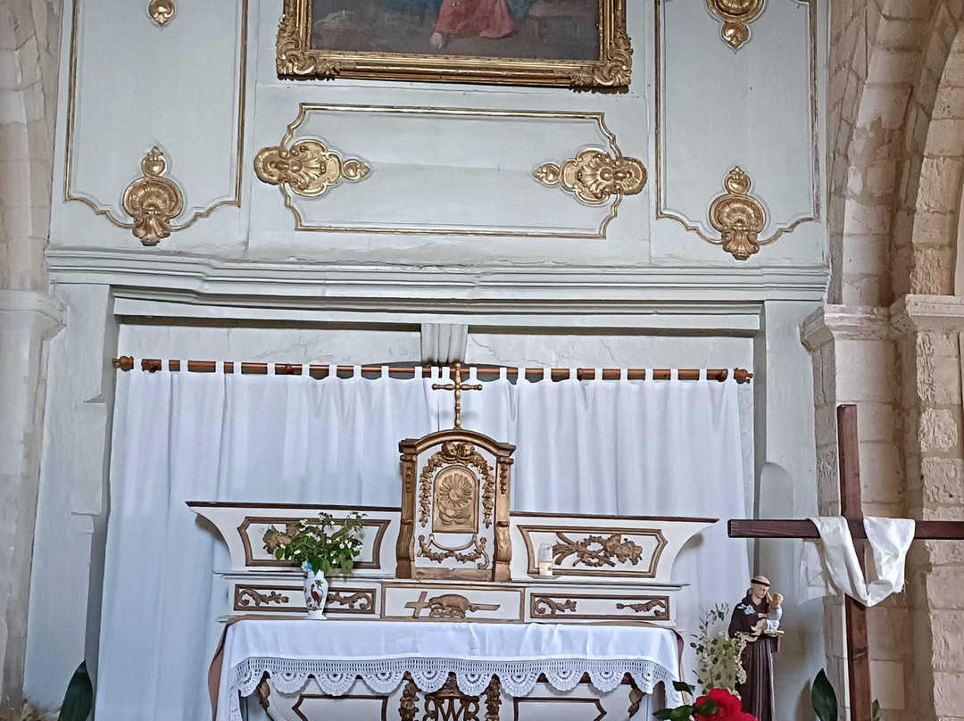 Eglise Saint-Michel-Roussillon必去景点