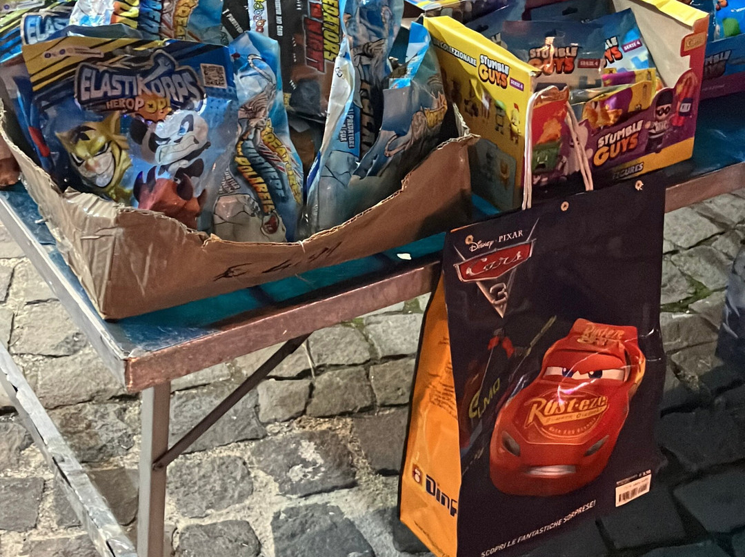 Edicola In Piazza-Pollena Trocchia必去景点