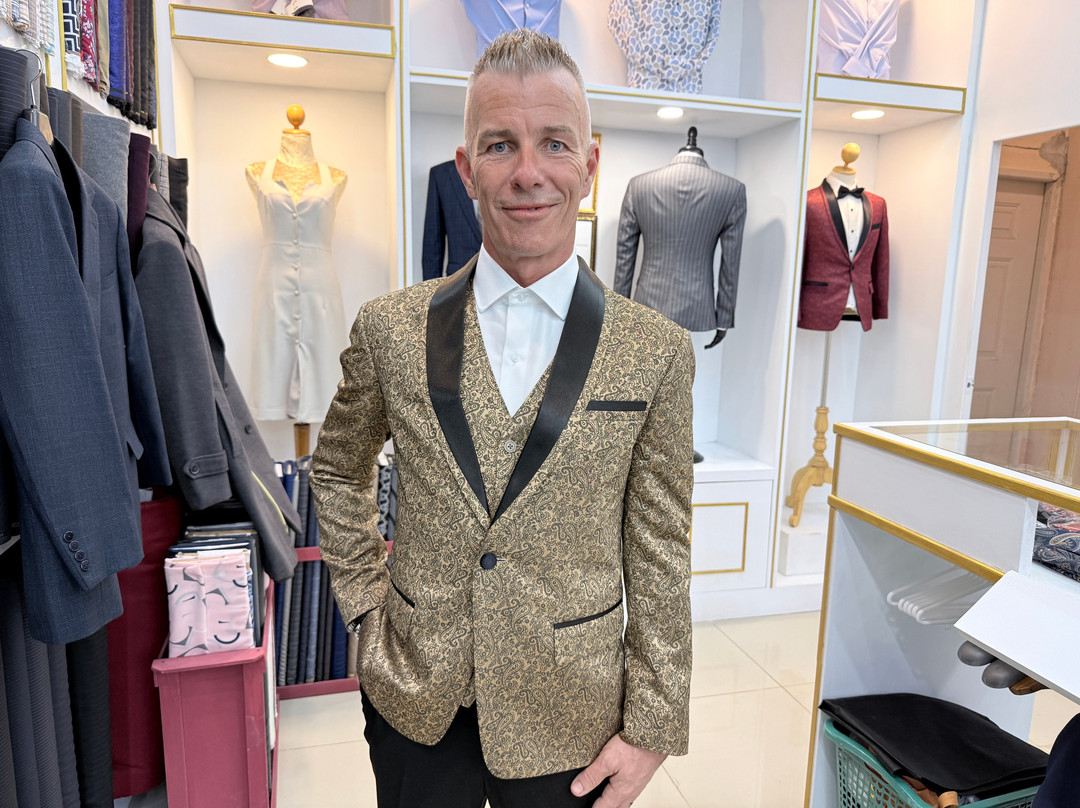 Karon Beach旅游景点-Sam Boutique Tailors Phuket