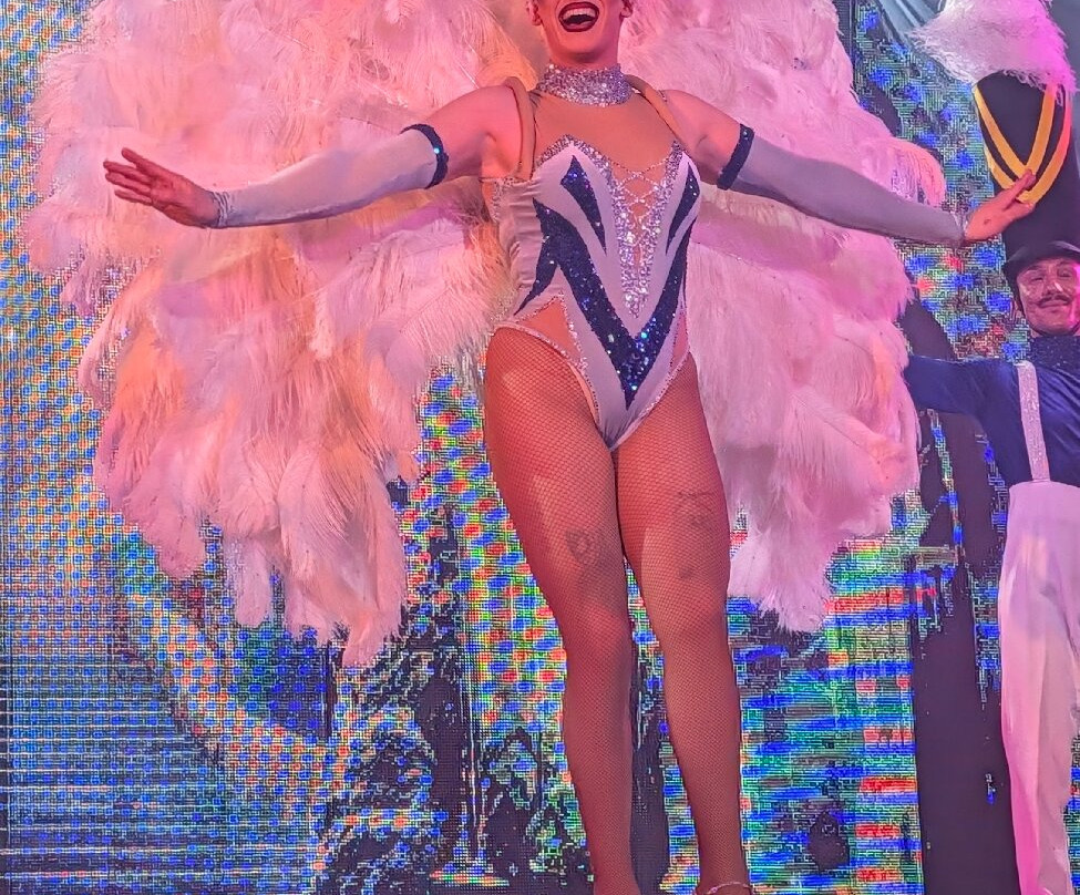 Funny Girls-黑潭必去景点