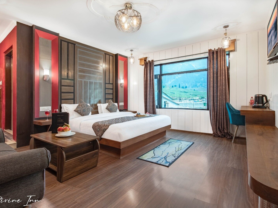 Hotel Divine Inn主图