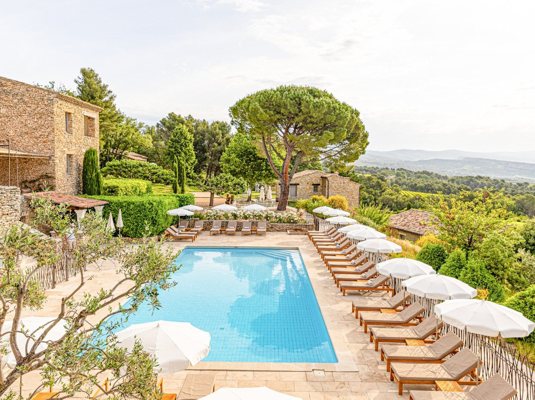 Le Mas des Herbes Blanches