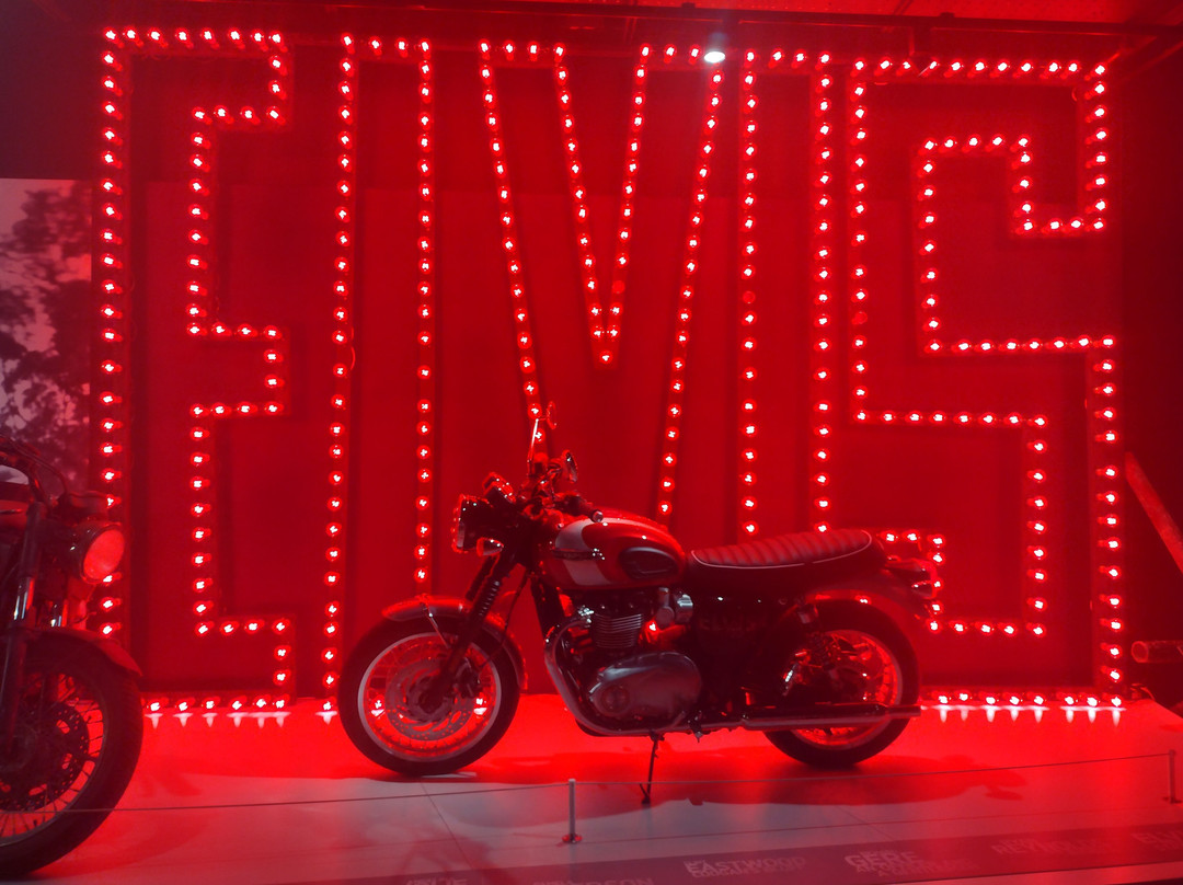 Triumph Factory Visitor Experience-欣克利必去景点