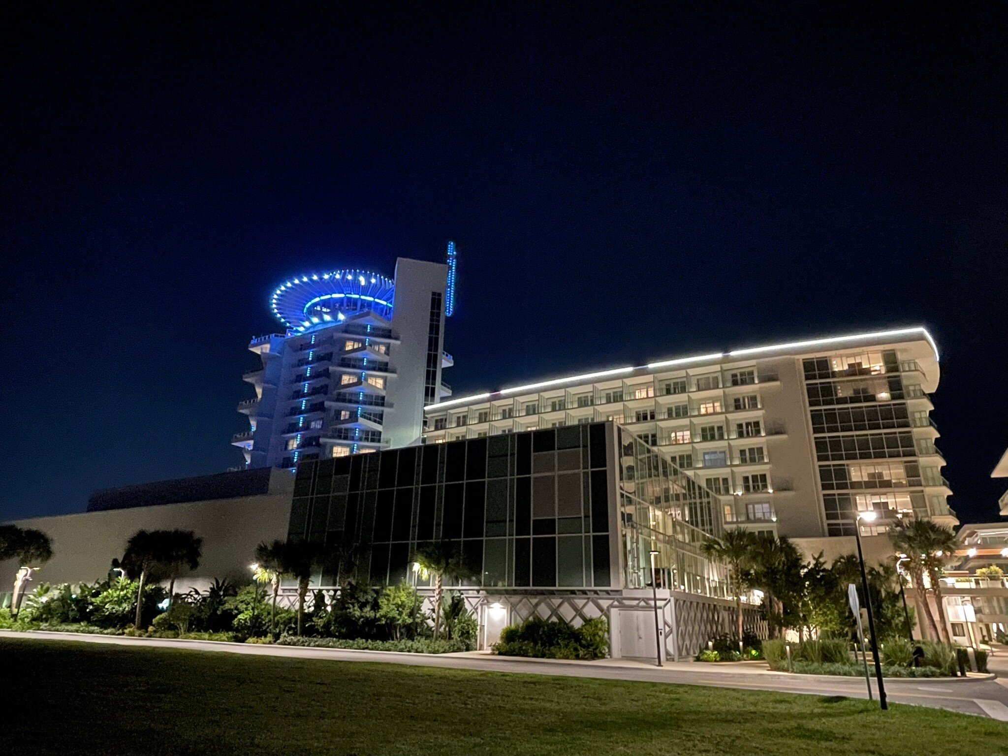 Pier Sixty-Six-官方