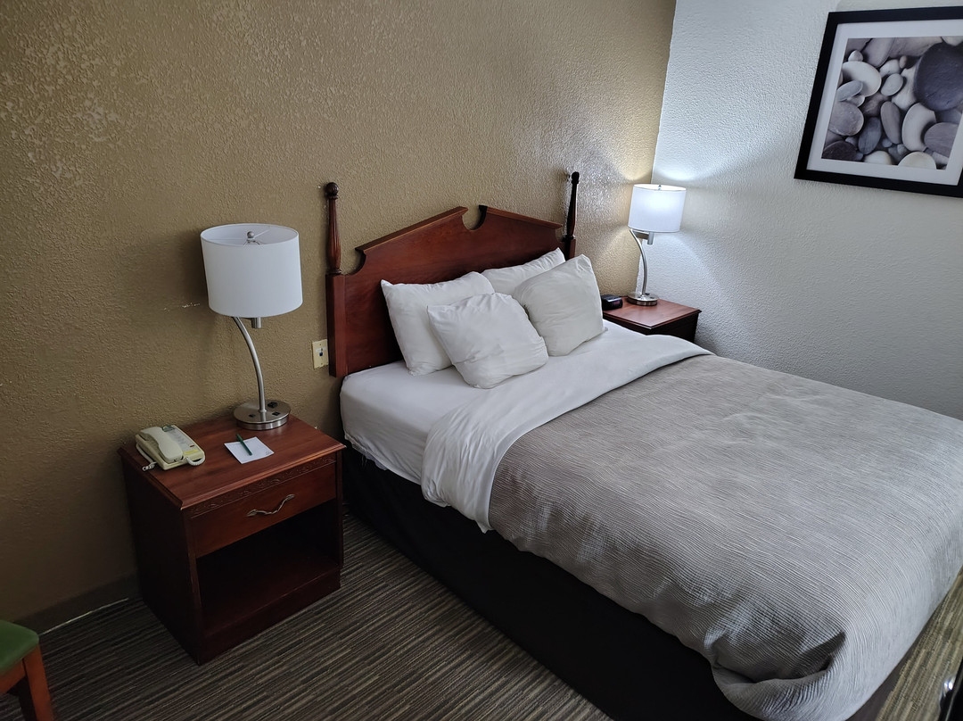 Quality Inn I-74 Batesville主图