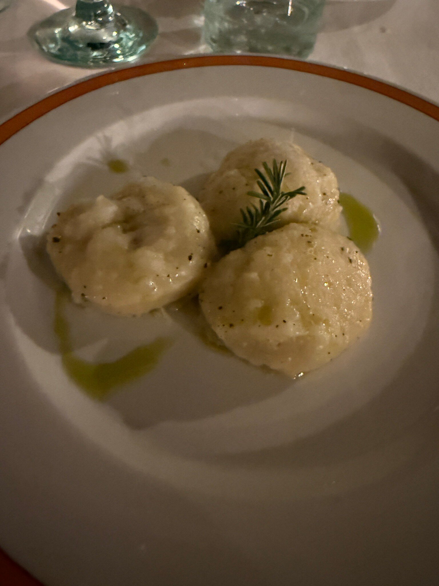 乐拉佩酒店-官方