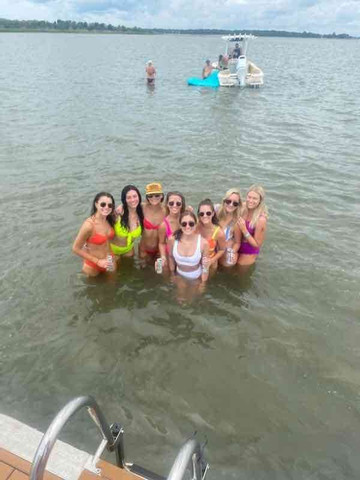 Charleston Party Cat Boat Charters-查尔斯顿必去景点