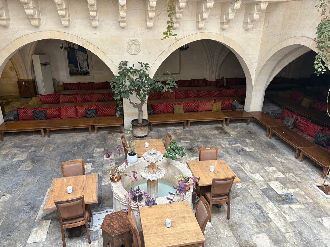 Sehrazat Konagi主图