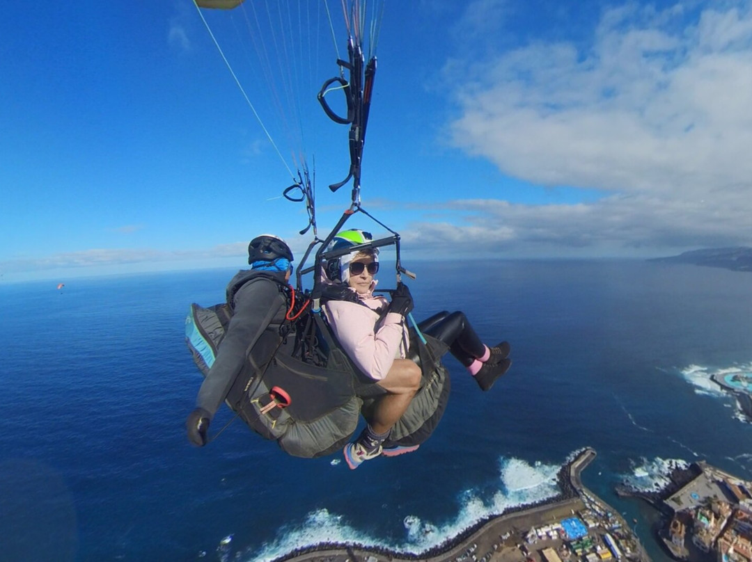 Enminube Paragliding-拉古纳的圣克里斯托波尔城必去景点